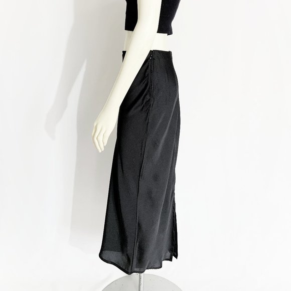 BLACK SILKY SLIP SKIRT by HOLLISTER / size Small - Picture 4 of 4